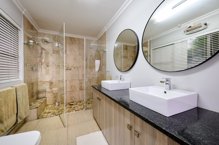 4 Bedroom Property for Sale in Waterfall Country Village Gauteng