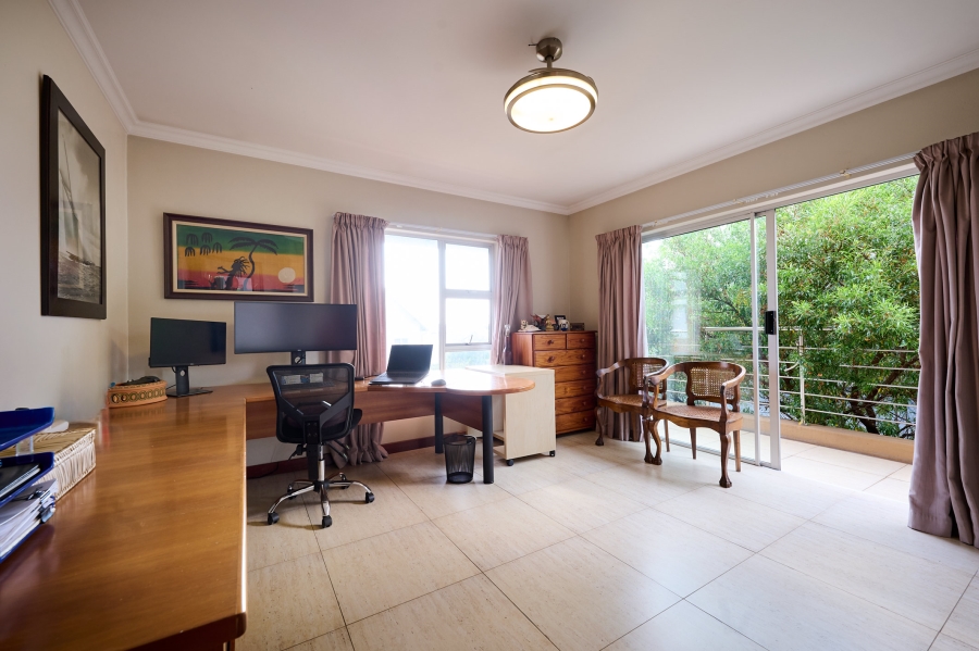 4 Bedroom Property for Sale in Waterfall Country Village Gauteng