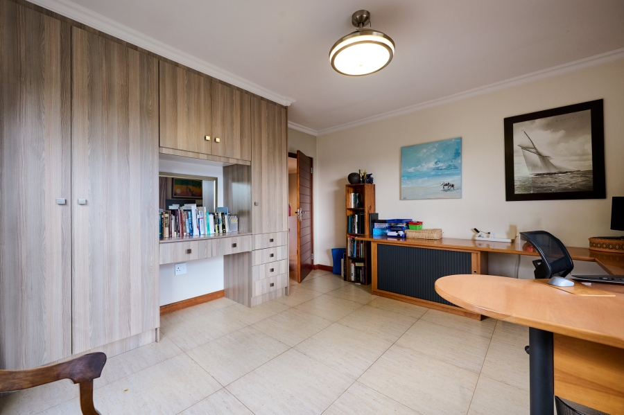 4 Bedroom Property for Sale in Waterfall Country Village Gauteng