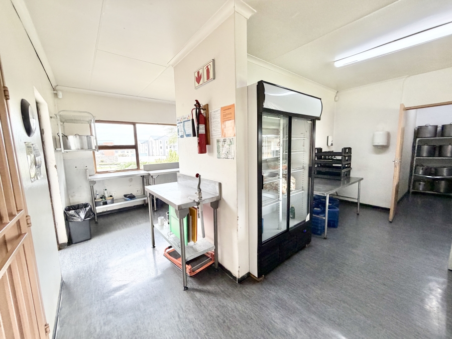 Commercial Property for Sale in Midridge Park Gauteng