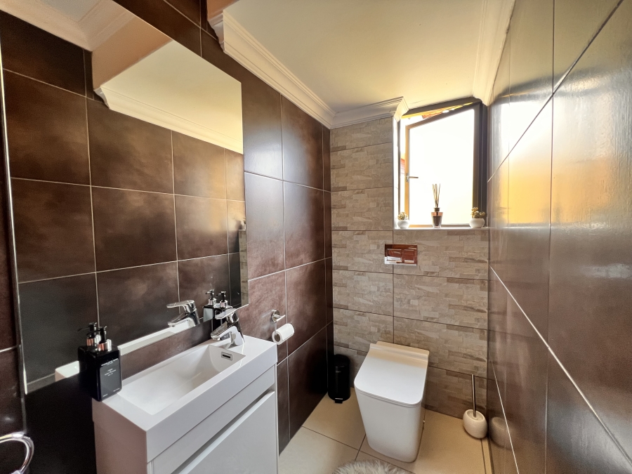 To Let 3 Bedroom Property for Rent in Summerset Gauteng