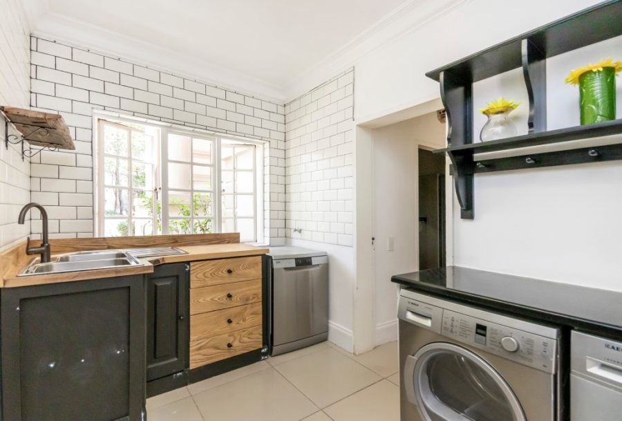 To Let 5 Bedroom Property for Rent in Hyde Park Gauteng