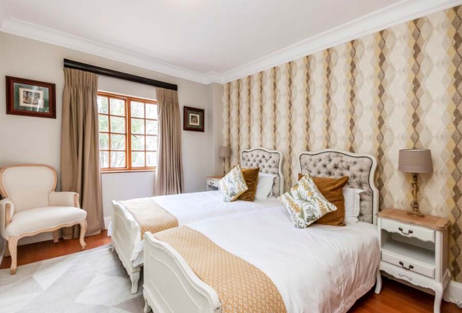 To Let 5 Bedroom Property for Rent in Hyde Park Gauteng