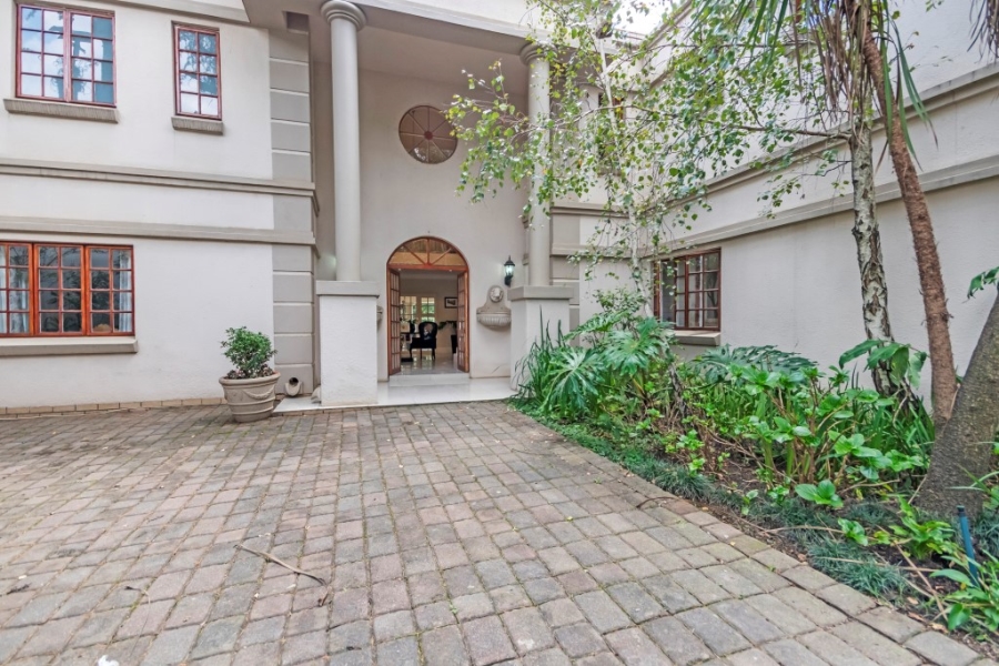 To Let 5 Bedroom Property for Rent in Hyde Park Gauteng