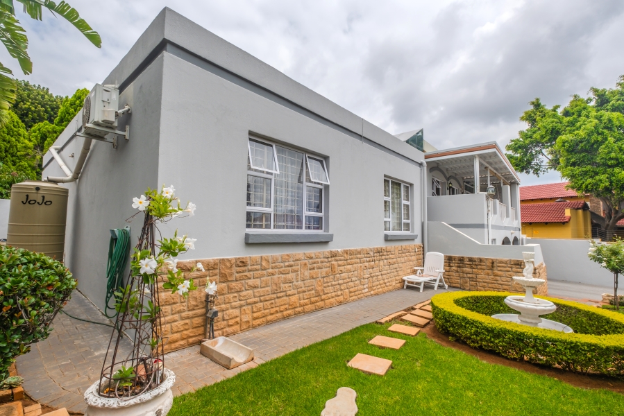 3 Bedroom Property for Sale in Faerie Glen Gauteng