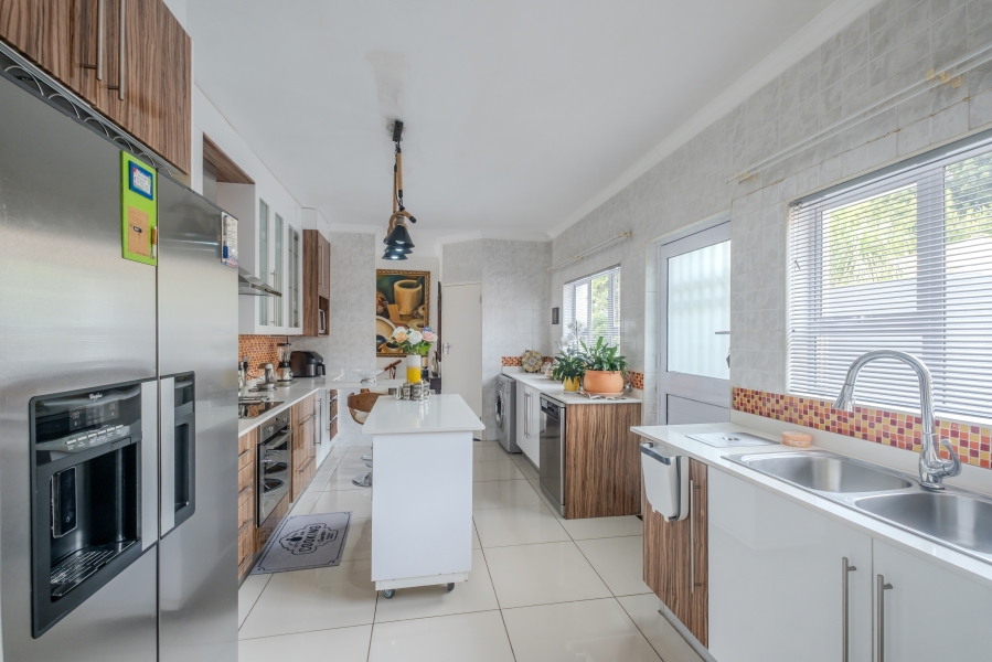 3 Bedroom Property for Sale in Faerie Glen Gauteng