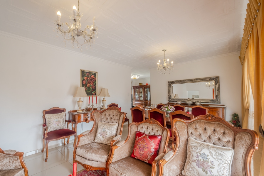 3 Bedroom Property for Sale in Faerie Glen Gauteng