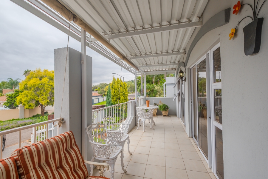 3 Bedroom Property for Sale in Faerie Glen Gauteng