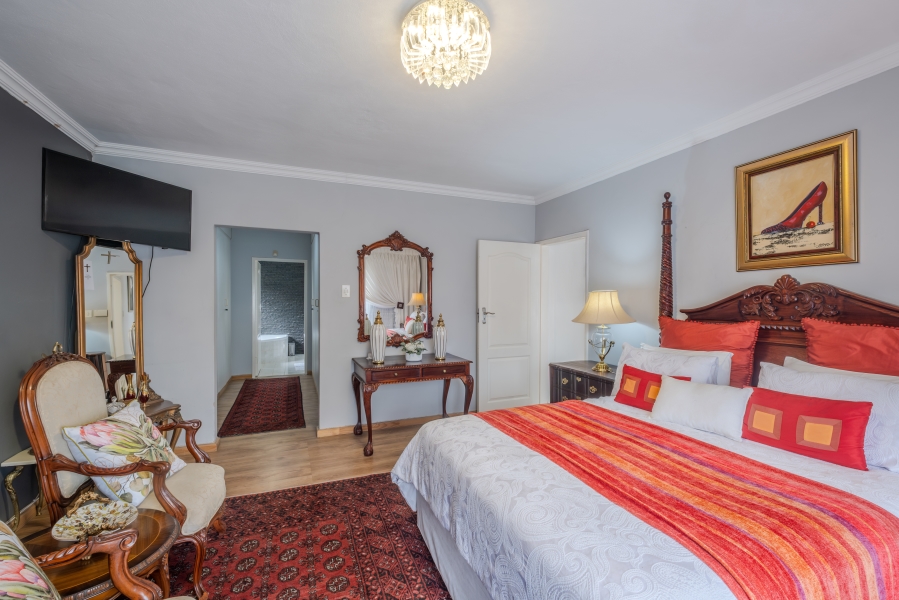 3 Bedroom Property for Sale in Faerie Glen Gauteng