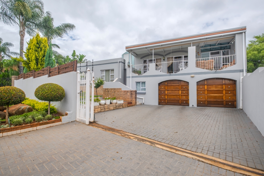 3 Bedroom Property for Sale in Faerie Glen Gauteng