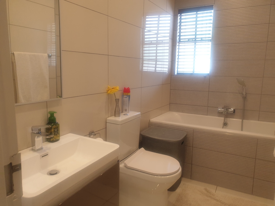 To Let 3 Bedroom Property for Rent in Lynnwood Glen Gauteng