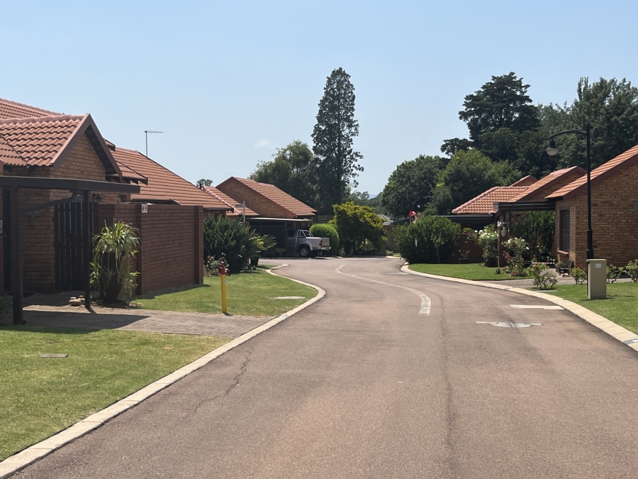 3 Bedroom Property for Sale in Die Wilgers Gauteng