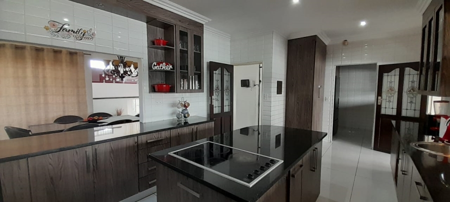 To Let 4 Bedroom Property for Rent in Moreleta Park Gauteng