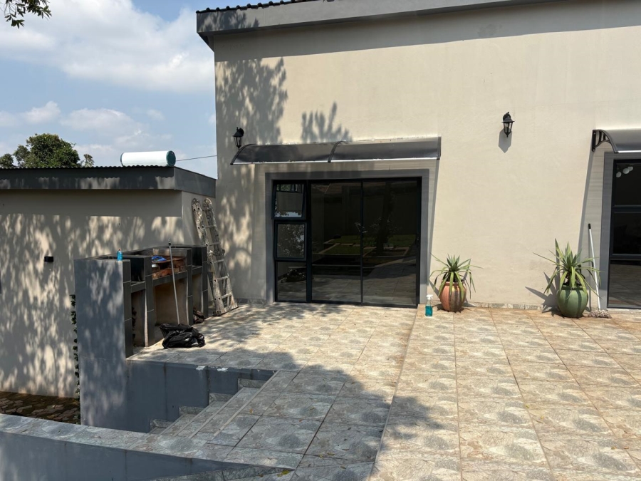 To Let 3 Bedroom Property for Rent in Waverley Gauteng