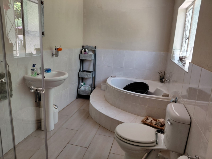 To Let 4 Bedroom Property for Rent in Villieria Gauteng