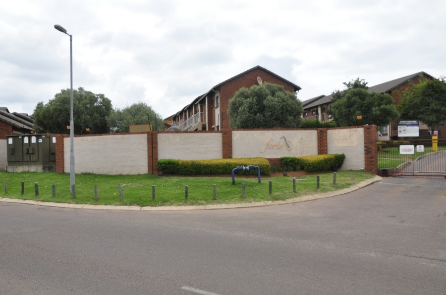 3 Bedroom Property for Sale in Noordwyk Gauteng