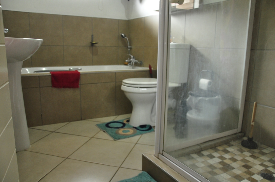 3 Bedroom Property for Sale in Noordwyk Gauteng