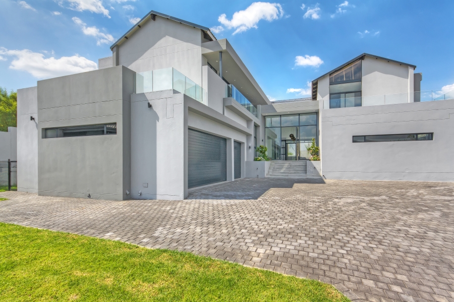 5 Bedroom Property for Sale in Waterfall Country Estate Gauteng