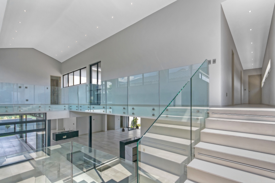 To Let 5 Bedroom Property for Rent in Waterfall Country Estate Gauteng