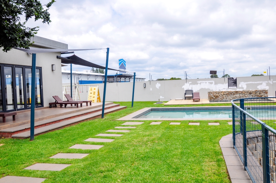 To Let 2 Bedroom Property for Rent in Kyalami Gauteng