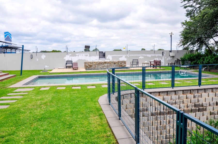 To Let 2 Bedroom Property for Rent in Kyalami Gauteng