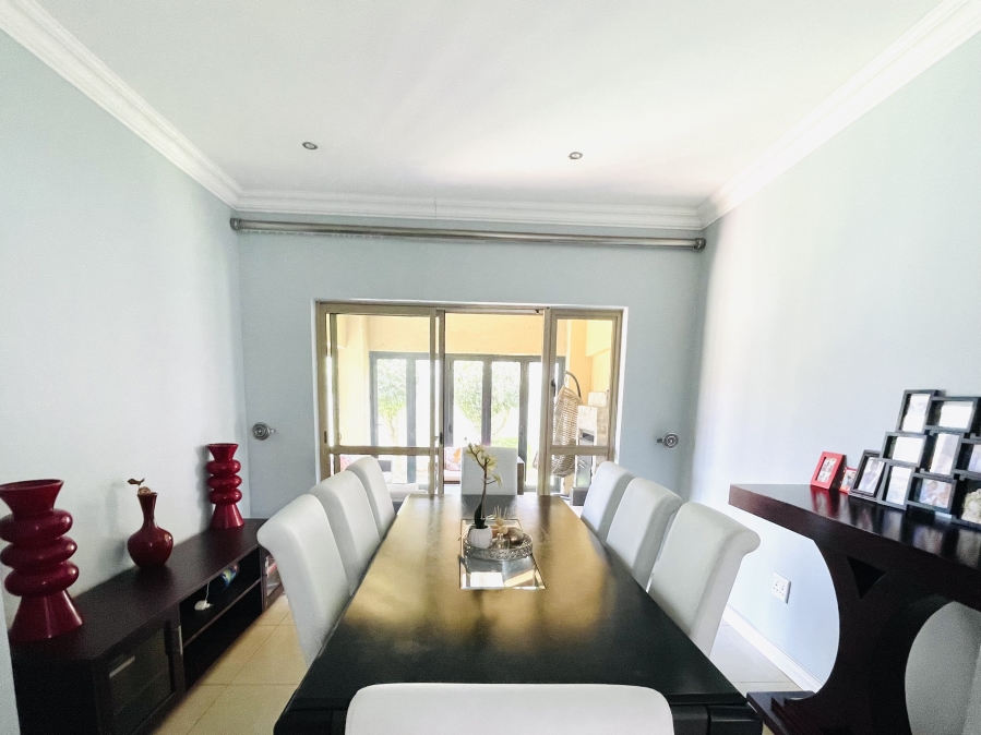 To Let 3 Bedroom Property for Rent in North Riding Gauteng