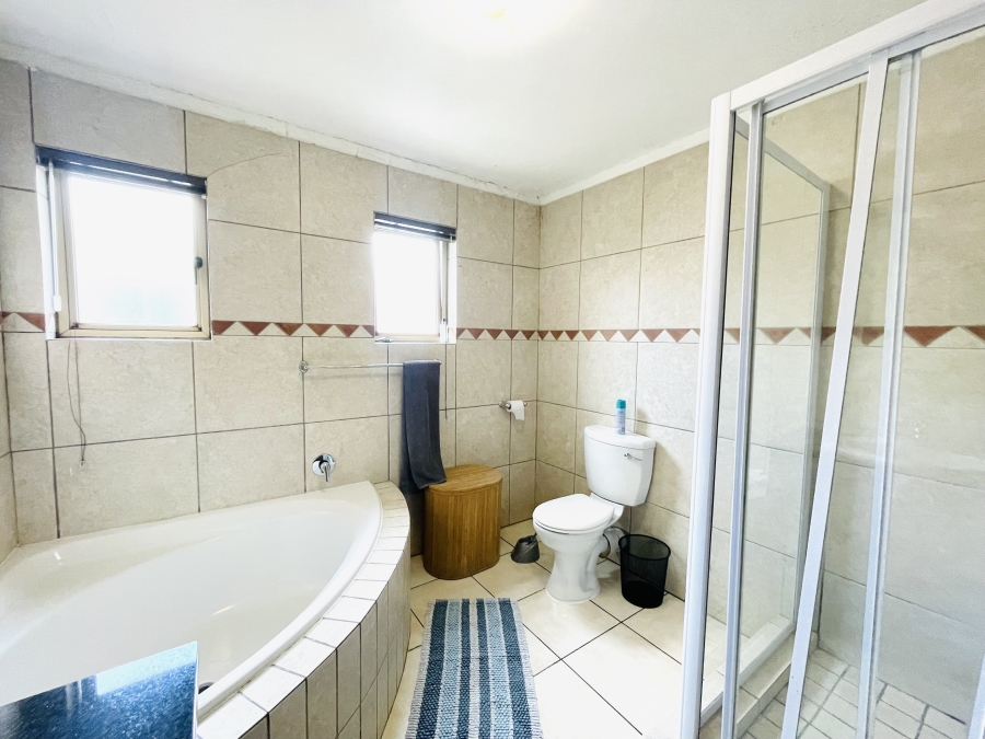 To Let 3 Bedroom Property for Rent in North Riding Gauteng