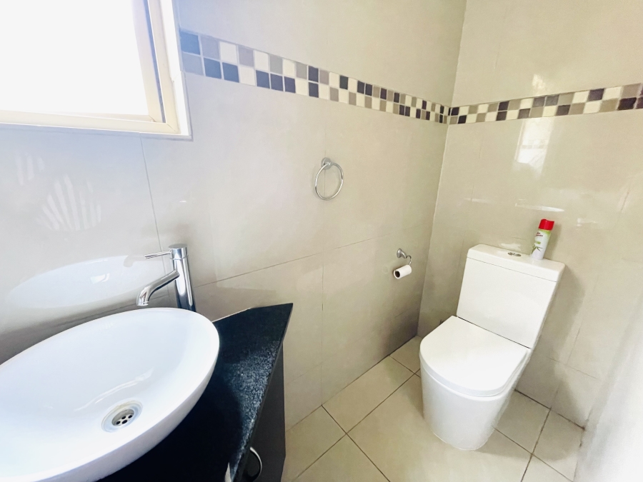 To Let 3 Bedroom Property for Rent in North Riding Gauteng