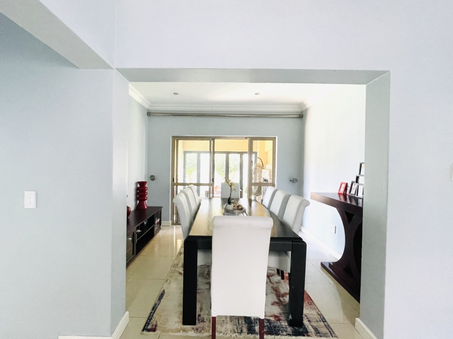 To Let 3 Bedroom Property for Rent in North Riding Gauteng