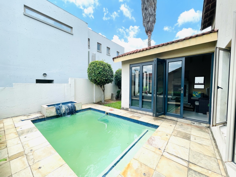 To Let 3 Bedroom Property for Rent in North Riding Gauteng