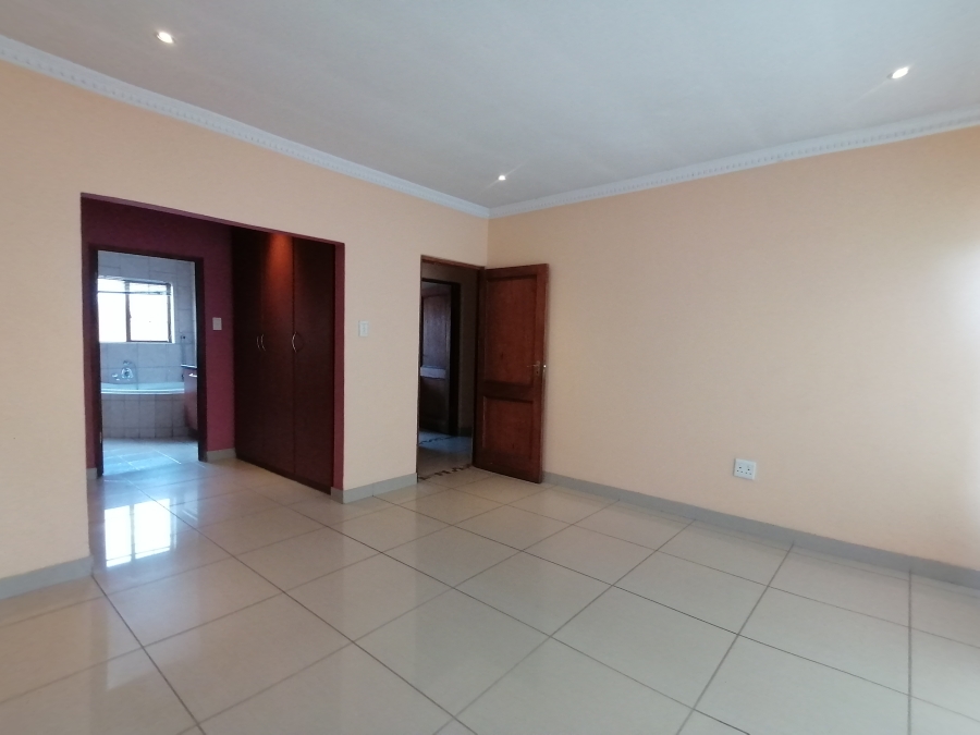 To Let 3 Bedroom Property for Rent in Montana Gauteng
