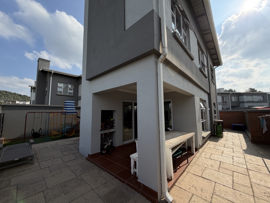 4 Bedroom Property for Sale in Eye of Africa Gauteng