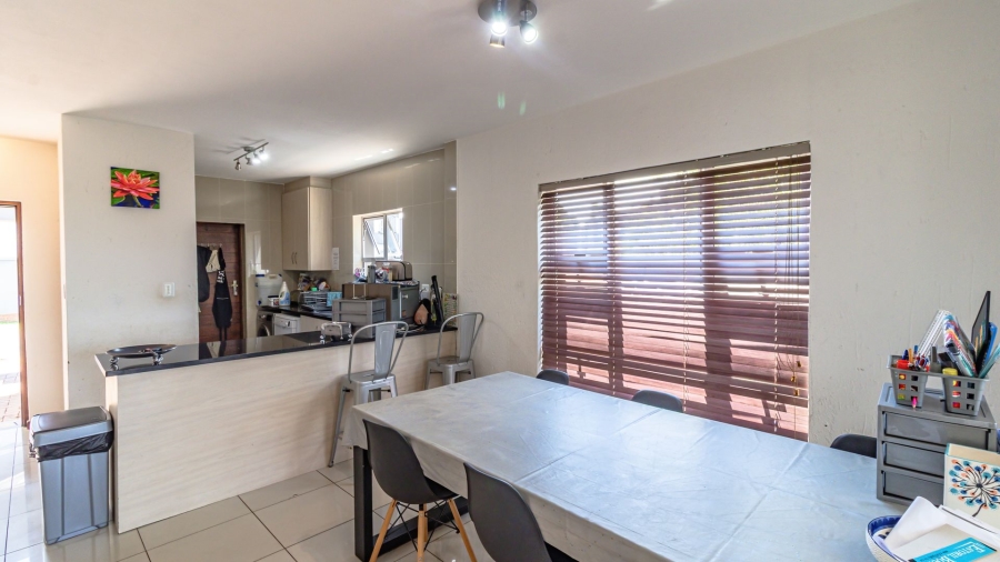 4 Bedroom Property for Sale in Eye of Africa Gauteng