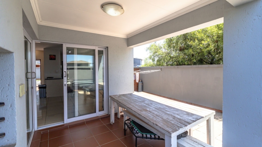 4 Bedroom Property for Sale in Eye of Africa Gauteng