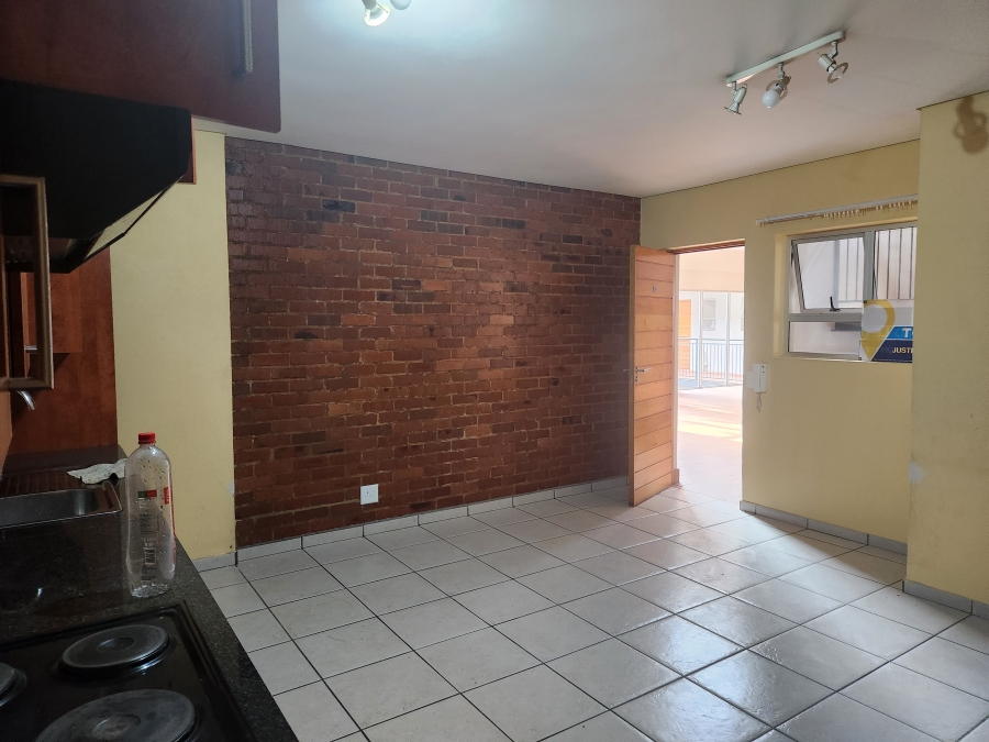 1 Bedroom Property for Sale in Ferndale Gauteng