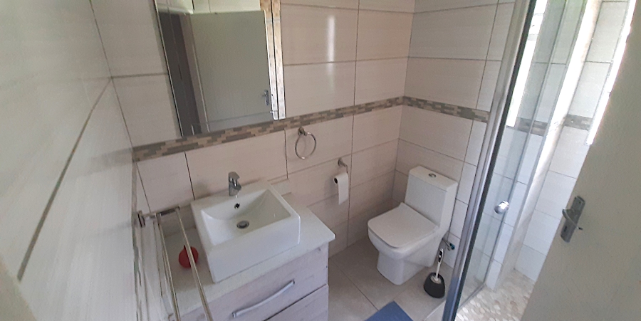 2 Bedroom Property for Sale in North Riding Gauteng