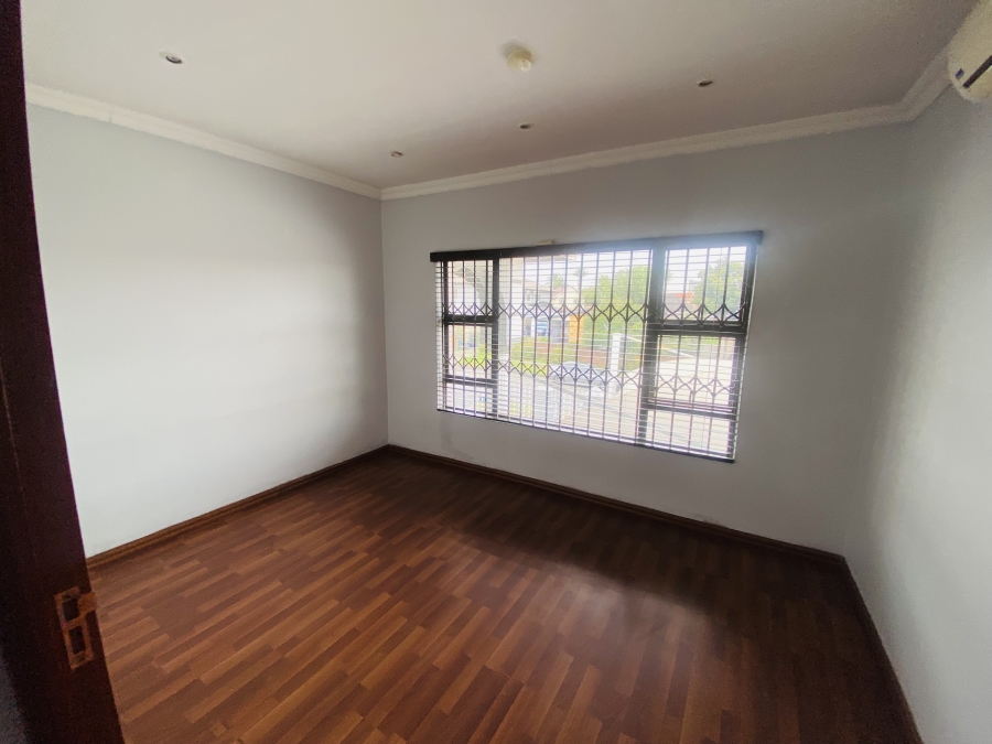 Commercial Property for Sale in New Redruth Gauteng