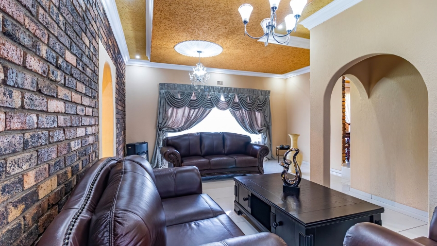 3 Bedroom Property for Sale in Dawn Park Gauteng