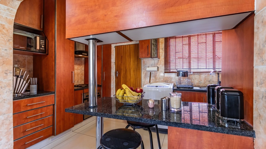 3 Bedroom Property for Sale in Dawn Park Gauteng