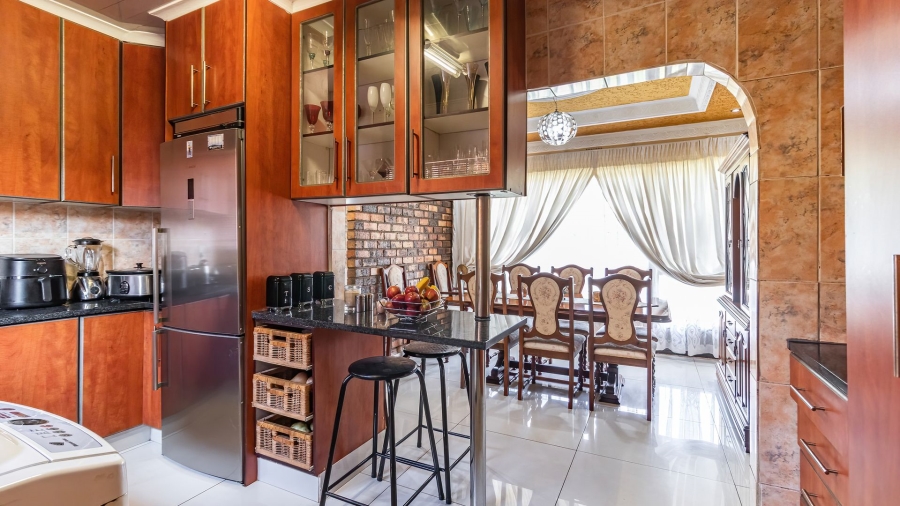 3 Bedroom Property for Sale in Dawn Park Gauteng