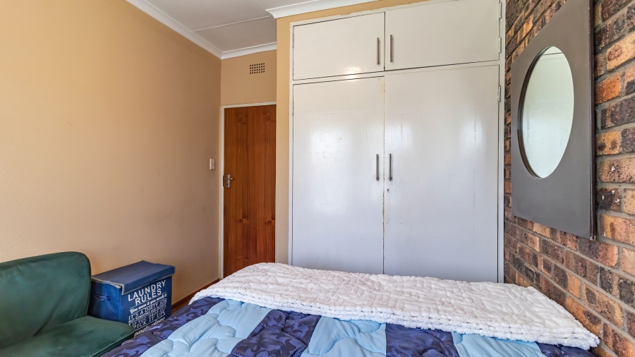 3 Bedroom Property for Sale in Dawn Park Gauteng