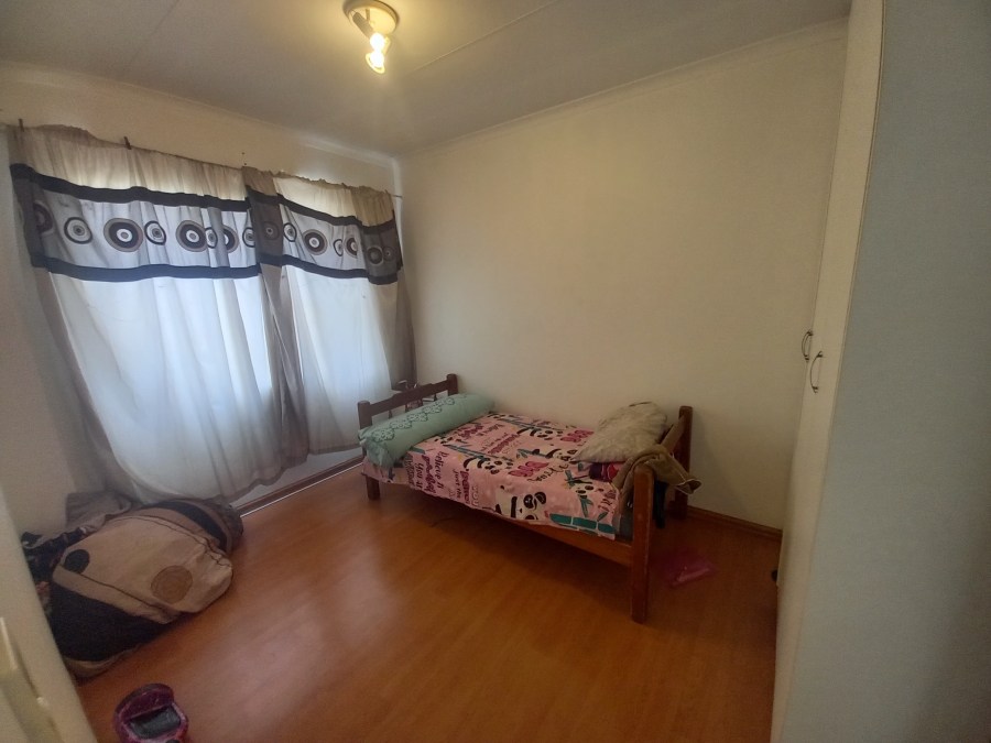 2 Bedroom Property for Sale in Bardene Gauteng