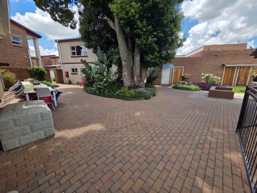 2 Bedroom Property for Sale in Brentwood Park Gauteng