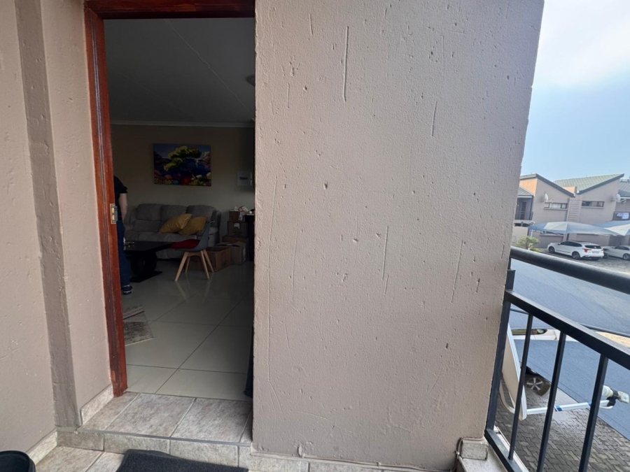 2 Bedroom Property for Sale in Helderwyk Gauteng