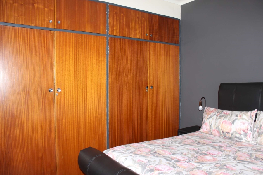 5 Bedroom Property for Sale in Pretoria Gardens Gauteng