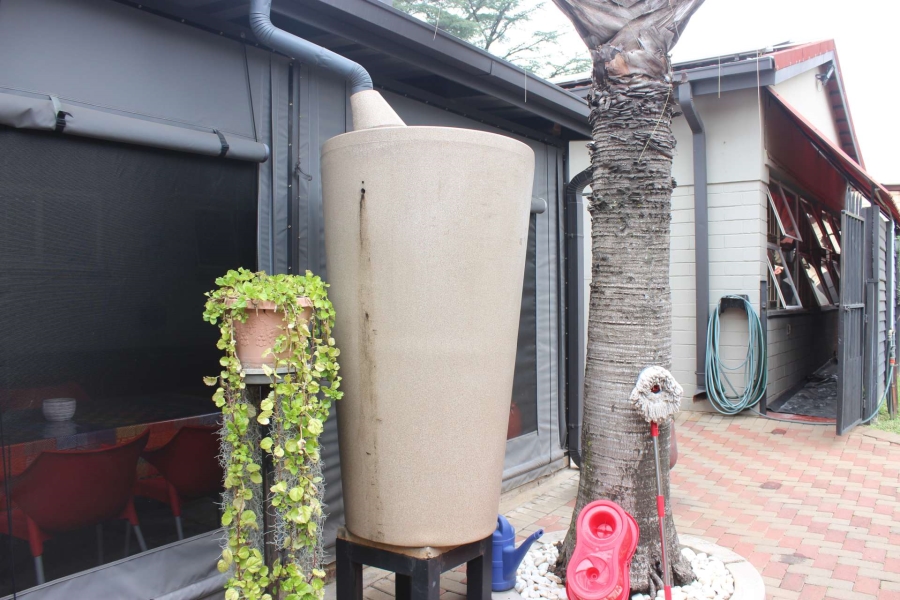 5 Bedroom Property for Sale in Pretoria Gardens Gauteng