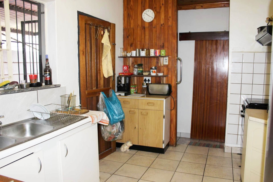 5 Bedroom Property for Sale in Pretoria Gardens Gauteng