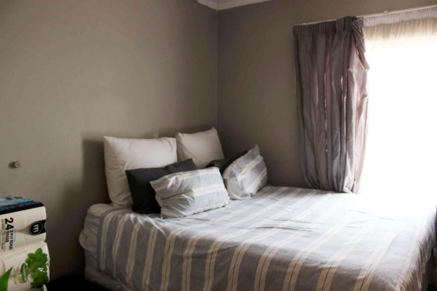 3 Bedroom Property for Sale in Kirkney Gauteng