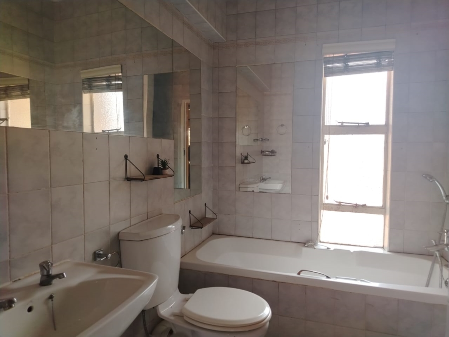 3 Bedroom Property for Sale in Delville Gauteng