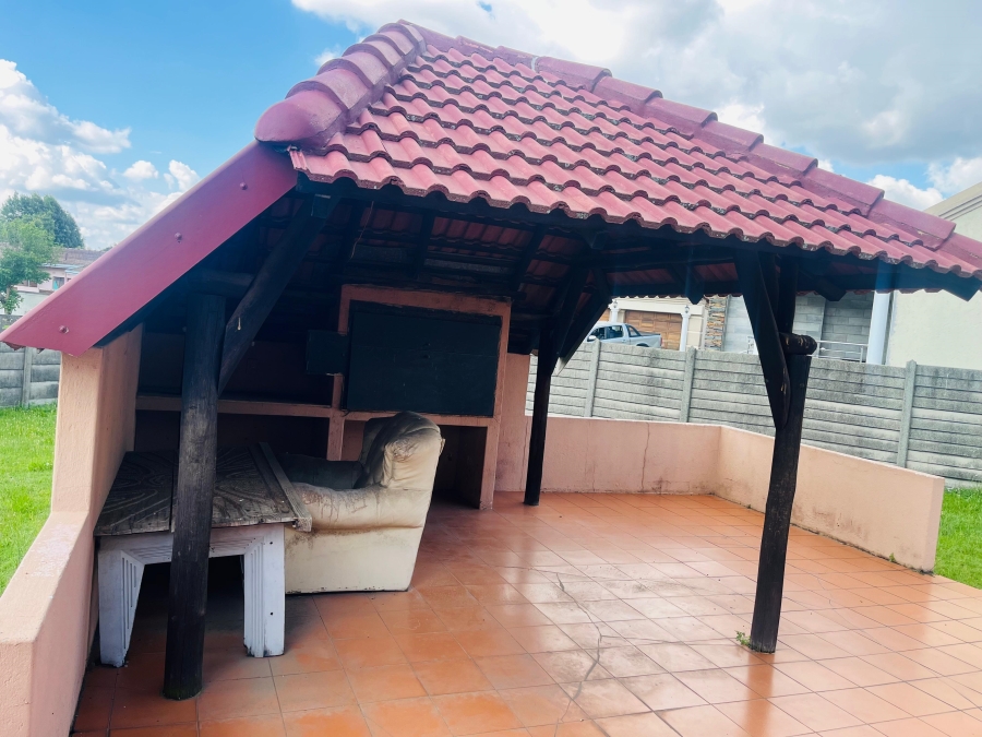 3 Bedroom Property for Sale in Birch Acres Gauteng